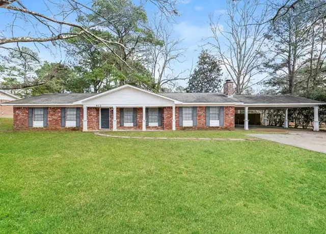 Property at 411 Wayne St, Clinton, MS, 39056, 3 beds, 3 baths, [object Object]
