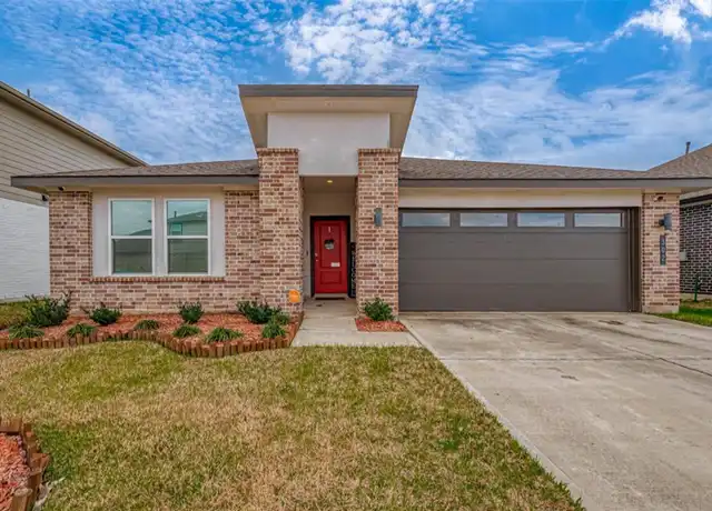 Property at 302 Dusty Bridle Ln, Rosharon, TX, 77583, 4 beds, 2 baths, [object Object]