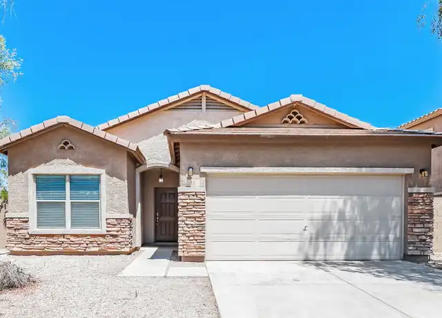 Property at 18 W Saddle Way, San Tan Valley, AZ, 85143, 4 beds, 2 baths, [object Object]