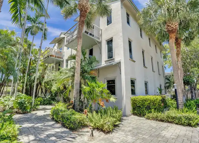 Property at 816 SW 4th Ave #10, Fort Lauderdale, FL, 33315, 2 beds, 2.5 baths, [object Object]