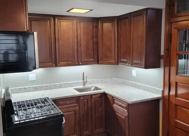 Property at 5228 W Hutchinson St Unit 1, Chicago, IL, 60641, 2 beds, 1 bath, [object Object]
