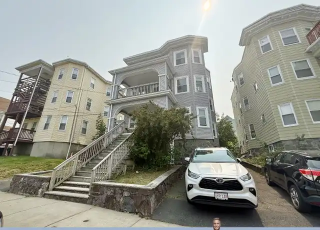 Property at 21 Oakland Ave, Everett, MA, 02149, 2 beds, 1 bath, [object Object]