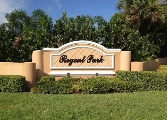 Property at 10798 Regent Cir, Naples, FL, 34109, 2 beds, 2 baths, [object Object]