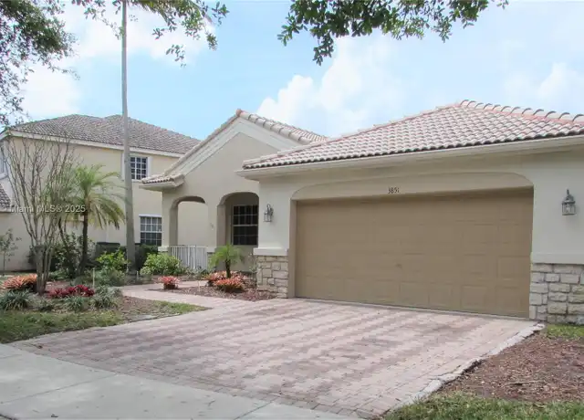 Property at 3851 Falcon Ridge Cir #3851, Weston, FL, 33331, 4 beds, 2.5 baths, [object Object]
