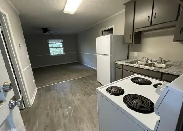 Property at The Vue on Cliffside - 3716 Cliffside Dr NE, Cleveland, TN, 37312, 1 bed, 1 bath, [object Object]