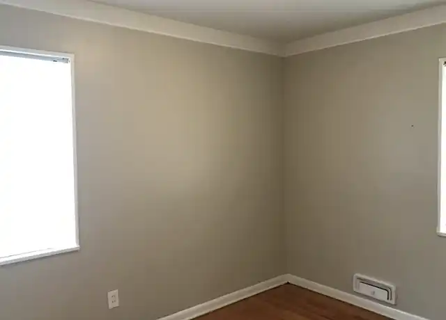 Property at 16797 E 8 Mile Rd, Eastpointe, MI, 48021, 2 beds, 1 bath, [object Object]