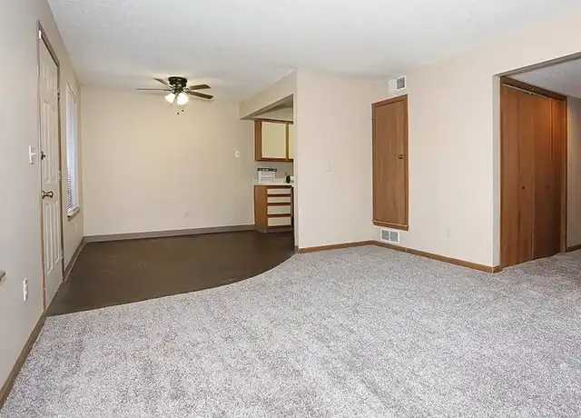 Property at Cross Creek Apartments and Townhomes - 7750 E 32nd St N, Wichita, KS, 67226, 2 beds, 1 bath, [object Object]