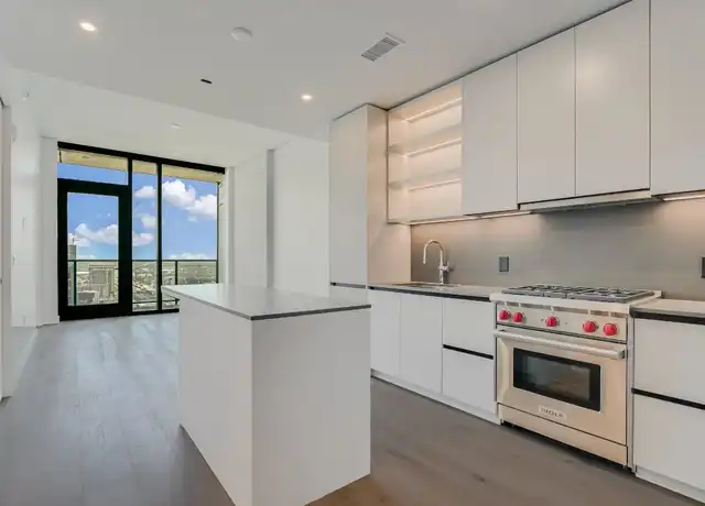 Property at 610 Davis St Unit 3906, Austin, TX, 78701, 1 bed, 1 bath, [object Object]