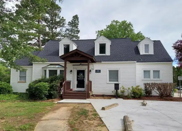 Property at 418 Gatewood Ave, High Point, NC, 27262, 2 beds, 1 bath, [object Object]
