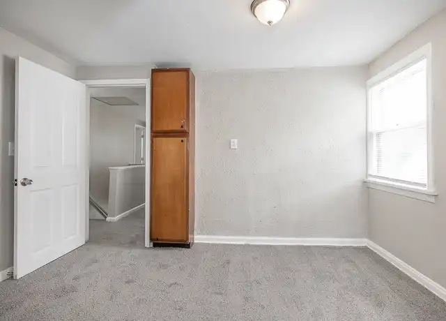 Property at 24471 Hawthorne Dr, Euclid, OH, 44117, 4 beds, 2 baths, [object Object]