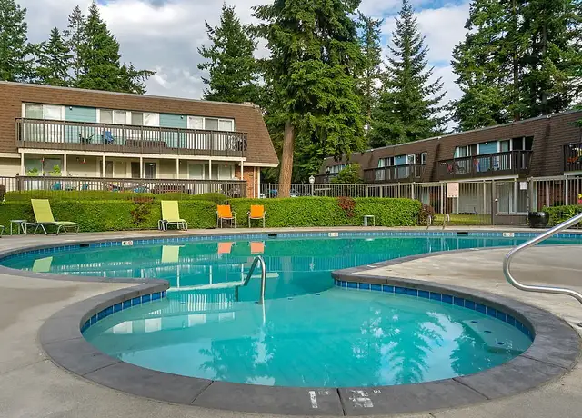 Photo of 15309 NE 13th Pl, Bellevue, WA 98007