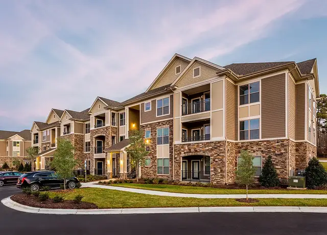 Photo of 1421 Legacy Falls Dr, Wake Forest, NC 27587