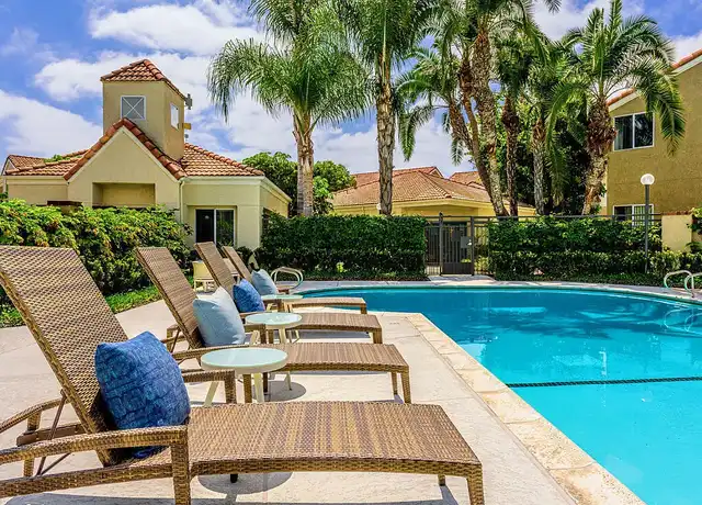 Property at El Paseo - 14901 Newport Ave, Tustin, CA, 92780, 0 beds, 1 bath, [object Object]