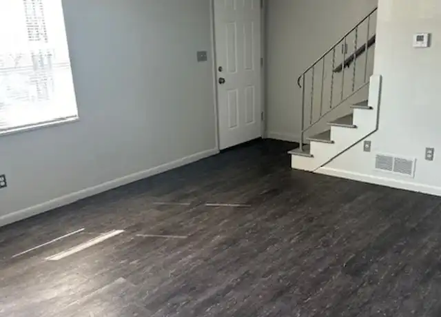 Property at 2006-2014 NW 50 Ter Unit 2010, Northmoor, MO, 64151, 2 beds, 1.5 baths, [object Object]
