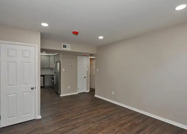 Property at 712 Valley Rd Unit C, Elkins Park, PA, 19027, 2 beds, 1 bath, [object Object]