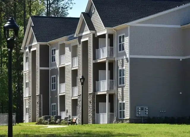 Photo of 1415 E NC Highway 54, Durham, NC 27713