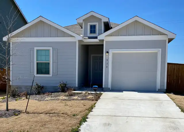 Property at 938 Circle Way Unit 3H, Jarrell, TX, 76537, 3 beds, 2 baths, [object Object]