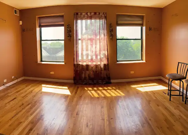 Property at 7201 S Yates Blvd Unit 4, Chicago, IL, 60649, 2 beds, 1 bath, [object Object]