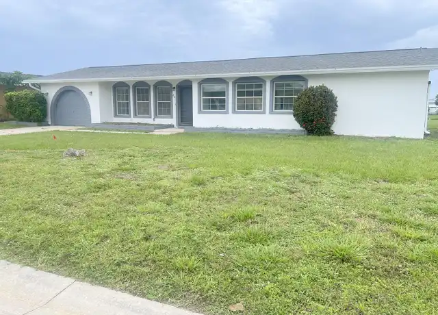 Property at 20 Annapolis Ln, Rotonda West, FL, 33947, 4 beds, 2 baths, [object Object]