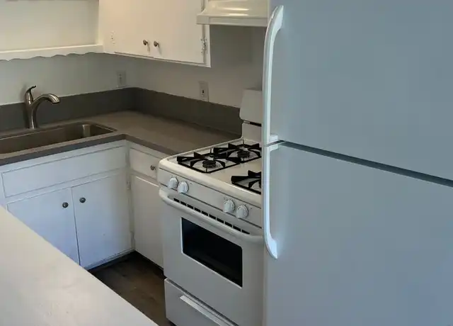 Property at 1306 Arizona Ave Unit B, Santa Monica, CA, 90404, 1 bed, 1 bath, [object Object]
