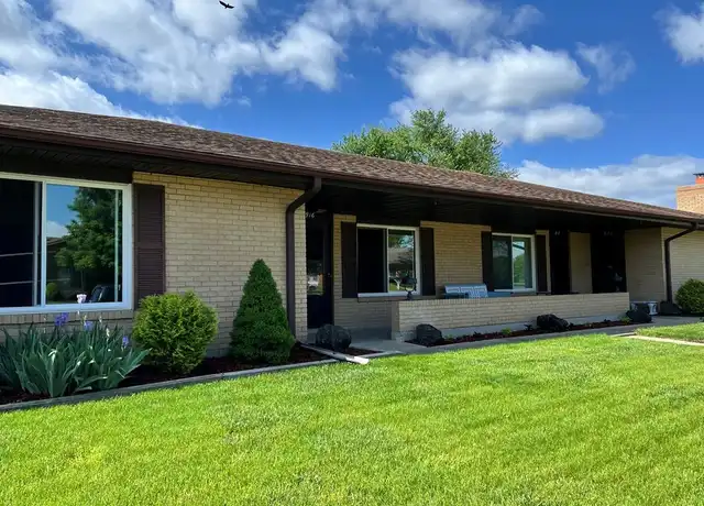 Property at 916 Weston Ct Unit 914, Vandalia, OH, 45377, 1 bed, 1 bath, [object Object]