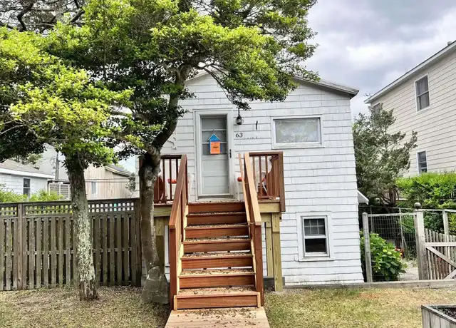 Property at 63 Bungalow Ln, Ocean Beach, NY, 11770, 2 beds, 1 bath, [object Object]