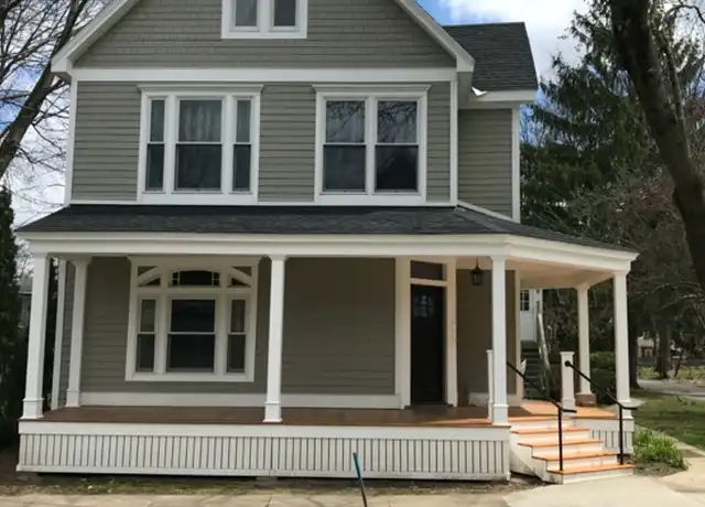 Property at 292 Nelson Ave Unit 4, Saratoga Springs, NY, 12866, 1 bed, 1 bath, [object Object]