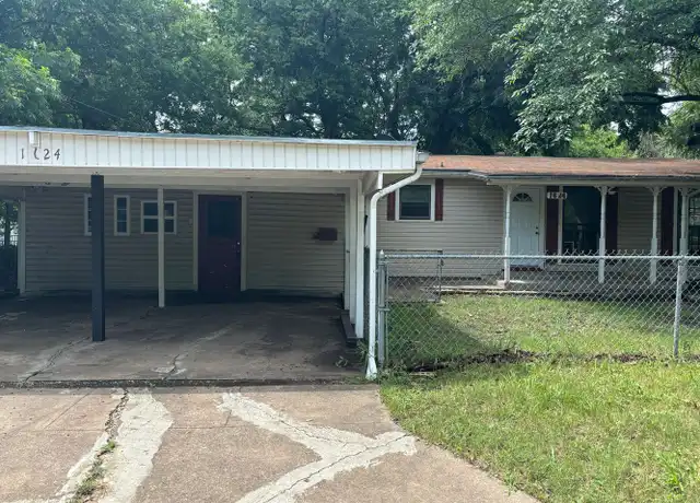 Property at 1624 E Mulberry St, Sherman, TX, 75090, 4 beds, 1 bath, [object Object]
