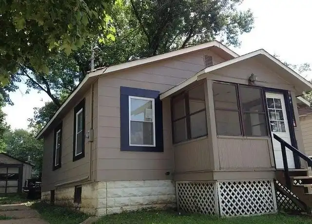 Property at 9418 Chester Ave, Saint Louis, MO, 63114, 2 beds, 1 bath, [object Object]