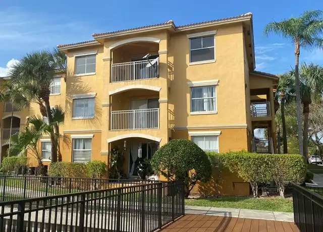 Property at 9640 NW 2nd St Unit 5-302, Pembroke Pines, FL, 33024, 3 beds, 2 baths, [object Object]