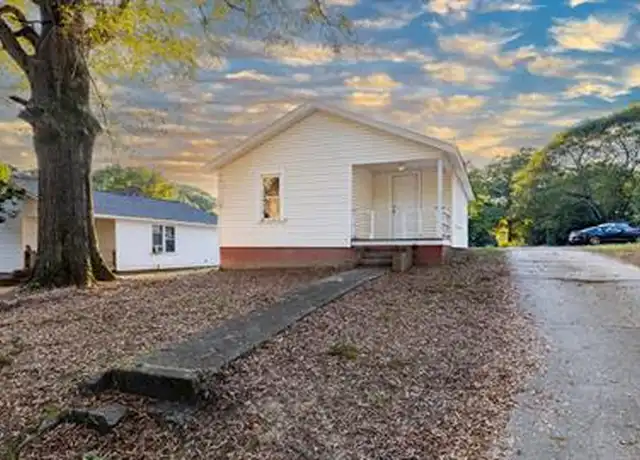 Property at 109 Cleveland Ave, Albemarle, NC, 28001, 2 beds, 1 bath, [object Object]