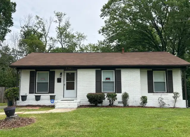 Property at 3709 Topsfield Rd, Charlotte, NC, 28211, 4 beds, 2 baths, [object Object]