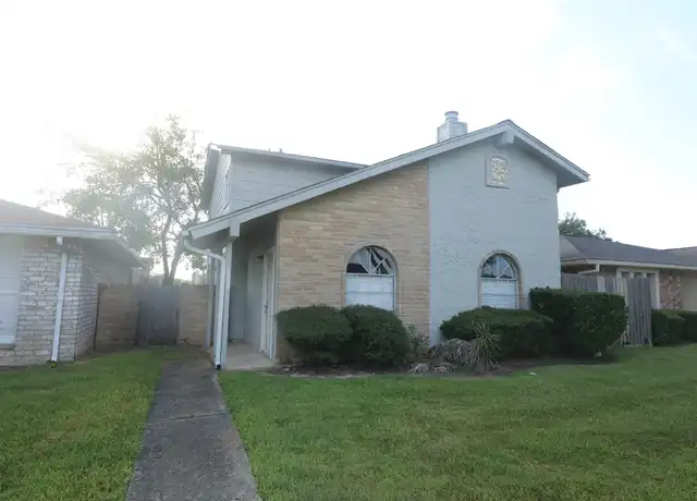 Property at 6573 S Briar Bayou Dr, Houston, TX, 77072, 3 beds, 2 baths, [object Object]