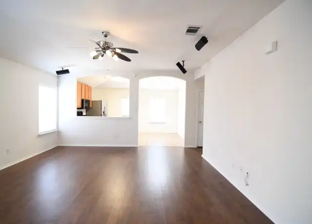 Property at 714 Sugar Brook Dr, Temple, TX, 76502, 4 beds, 2 baths, [object Object]