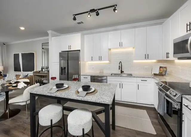 Property at Town Laurel Crossing - 1520 Laurel Crossing Pkwy, Buford, GA, 30519, 1-2 bed, 1-2 bath, [object Object]