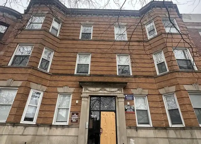 Property at 6215 S Greenwood Ave Unit 1S, Chicago, IL, 60637, 4 beds, 1 bath, [object Object]