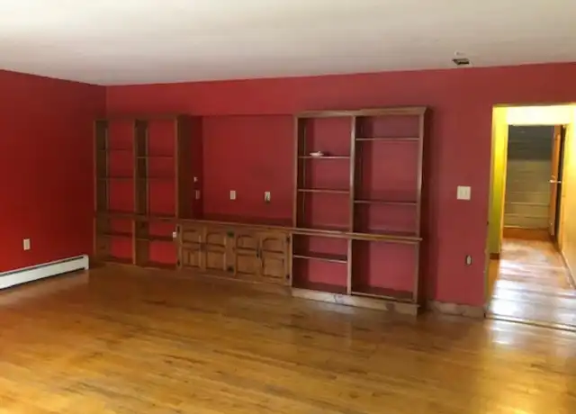 Property at 19 Central Sq Unit B, Troy, NH, 03465, 3 beds, 1 bath, [object Object]
