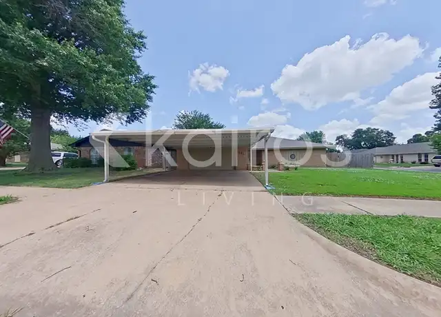 Property at 2501 SW 91st St, Oklahoma City, OK, 73159, 3 beds, 2 baths, [object Object]