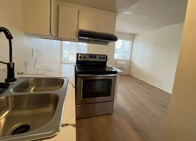 Property at 2410 S M St Apt 01, Bakersfield, CA, 93304, 0 beds, 1 bath, [object Object]