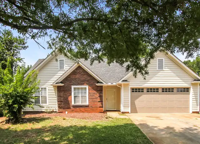 Property at 9107 Merlot Ln, Charlotte, NC, 28269, 3 beds, 2 baths, [object Object]