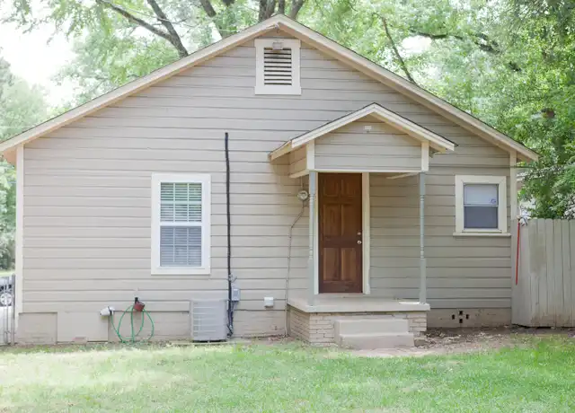 Property at 1126 E Dawson St, Tyler, TX, 75701, 2 beds, 1 bath, [object Object]