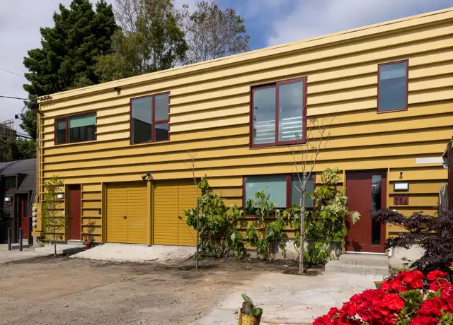 Property at 927 Grace Ave Unit 927-D, Oakland, CA, 94608, 1 bed, 1 bath, [object Object]