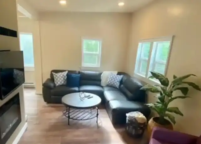 Property at 5171 Anderson Rd, Blaine, WA, 98230, 1 bed, 1 bath, [object Object]