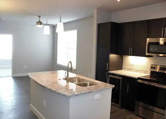 Property at The Vue at Creve Coeur Apartments - 1001 Old Olive Way, Saint Louis, MO, 63141, 1-2 bed, 1-2 bath, [object Object]