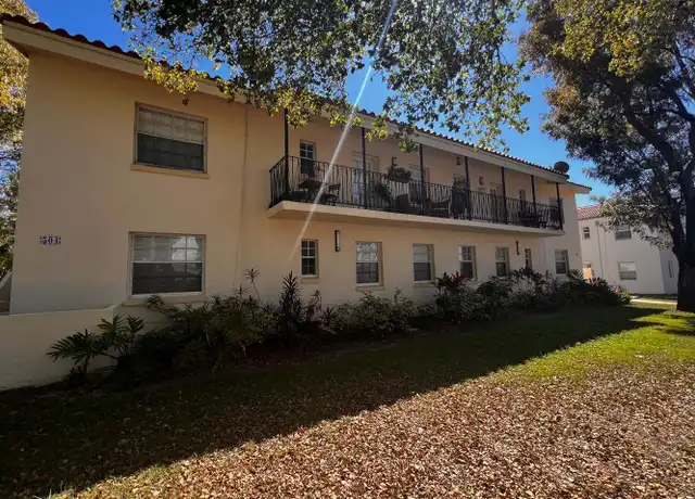 Property at 504 Santander Avenue. - 504 Santander Ave, Coral Gables, FL, 33134, 1 bed, 1 bath, [object Object]