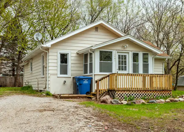 Property at 1201 Bundy St, Des Moines, IA, 50315, 3 beds, 1 bath, [object Object]
