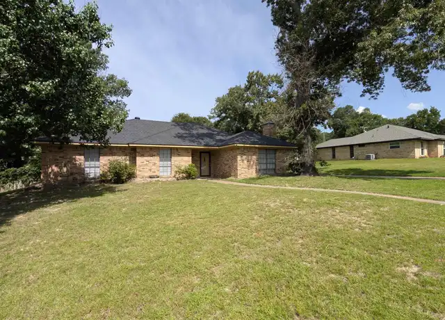 Property at 3815 Lamb Dr, Tyler, TX, 75709, 3 beds, 2 baths, [object Object]