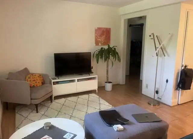 Property at 7 Charlesbank Rd, Newton, MA, 02458, 2 beds, 1 bath, [object Object]