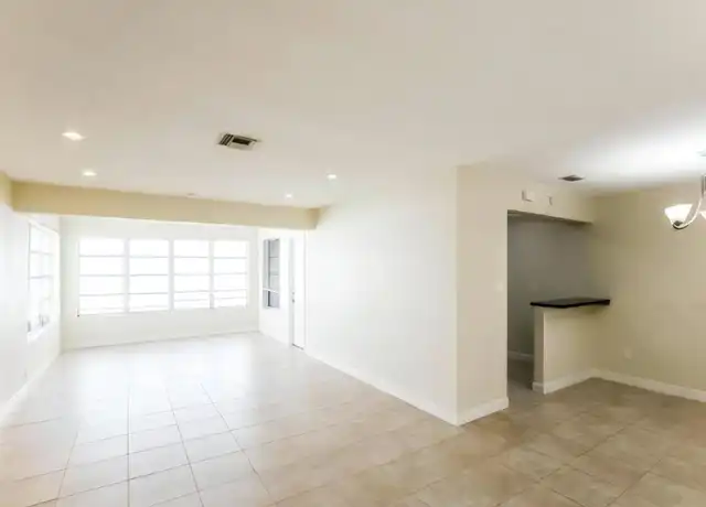 Property at 8800 NW 11th St, Pembroke Pines, FL, 33024, 2 beds, 2 baths, [object Object]