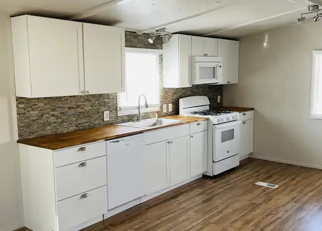 Property at 818 Ponderosa Ln #3, Canon City, CO, 81212, 3 beds, 2 baths, [object Object]